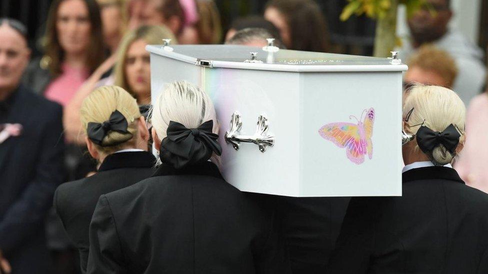 Olivia Pratt-Korbel's white coffin decorated with a pink butterfly