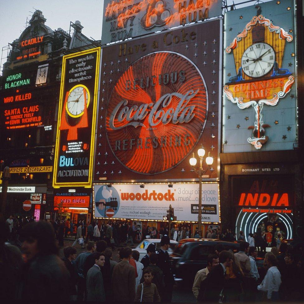 piccadilly screen