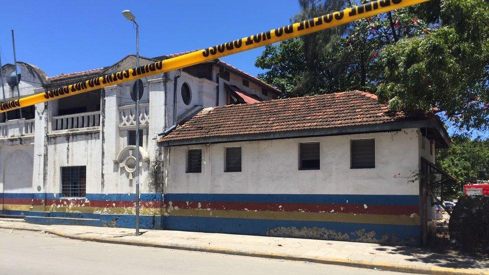 Kenya kills three women attackers of Mombasa police station - BBC News