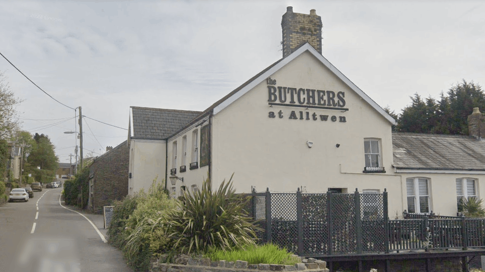 Butchers Arms in Alltwen