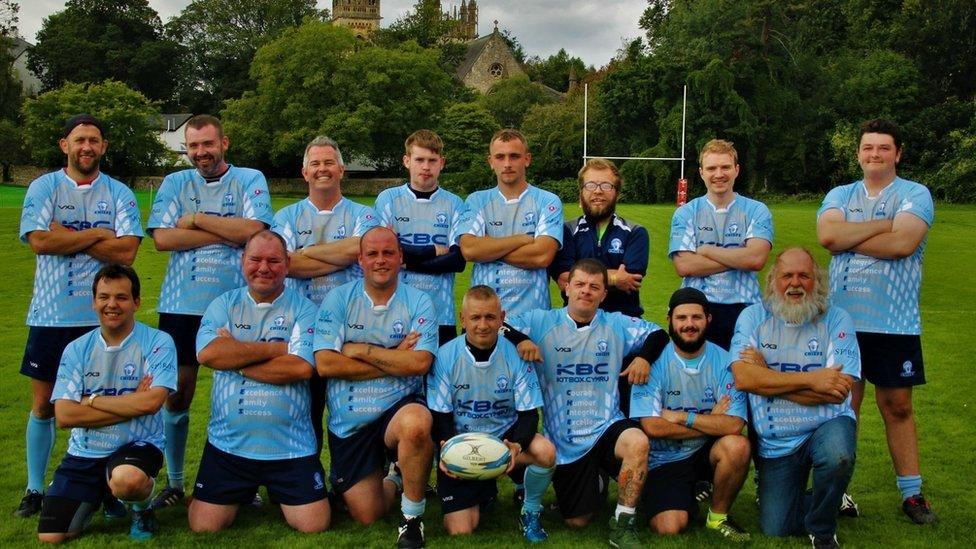 Gareth Davies (third from left, back row) with the Cardiff Chiefs