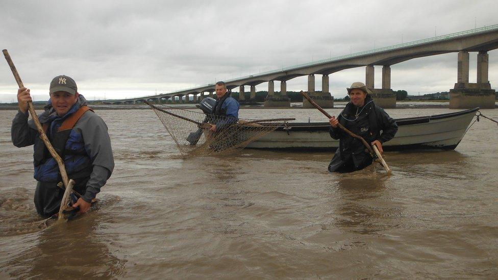 Black Rock Lave Net Fishery fishermen in the Severn Estuary