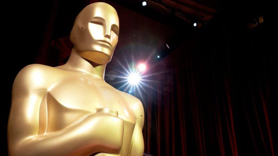 oscars-statue.