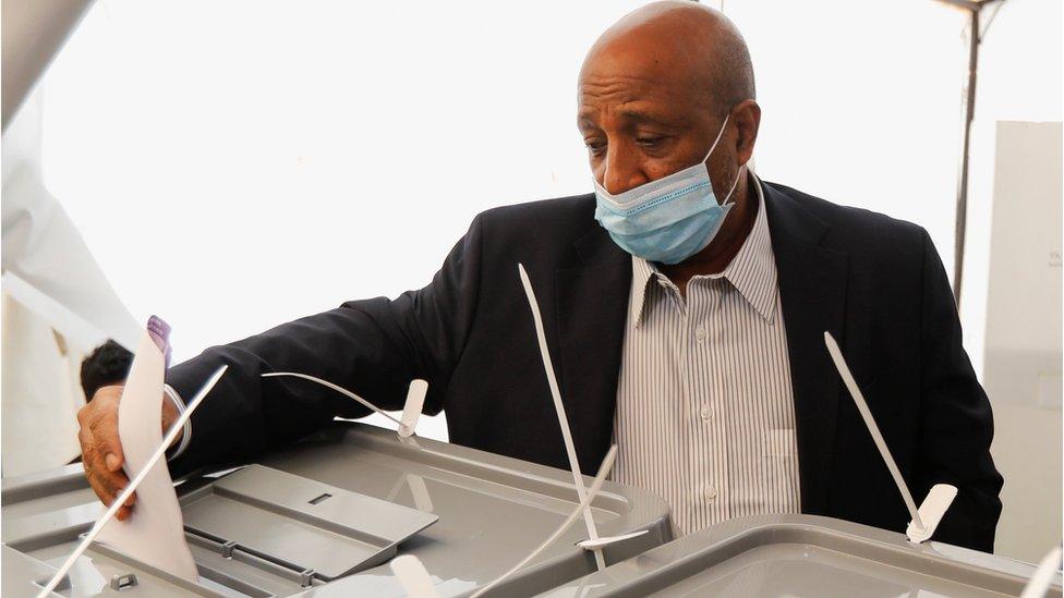 Berhanu Nega casting his vote