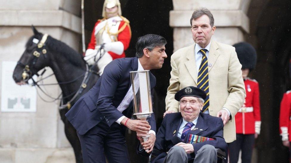 Prime Minister Rishi Sunak and D-Day veteran Peter Kent, 99