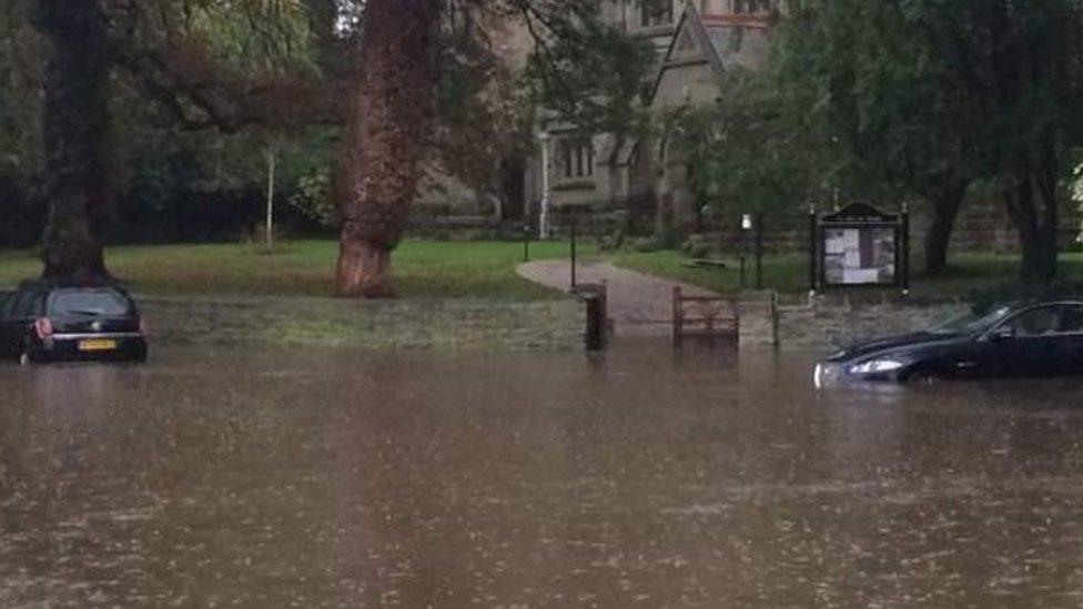 cars trapped at Colston Bassett