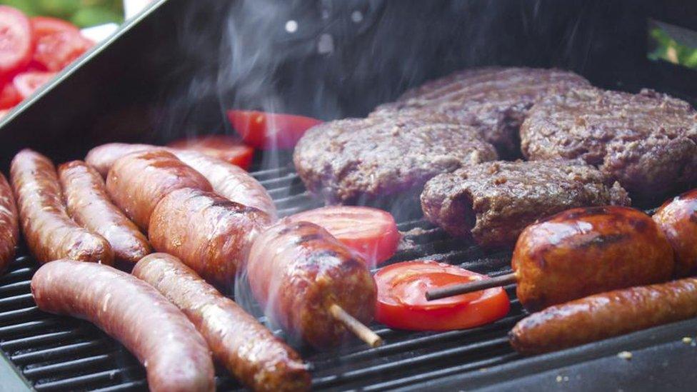 Barbeciw