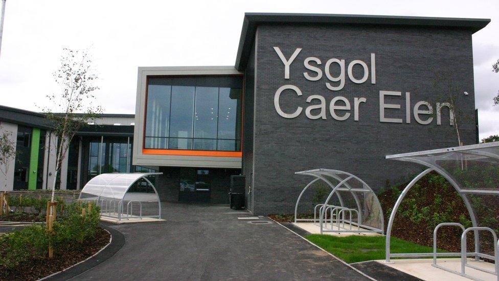 Ysgol Caer Elen