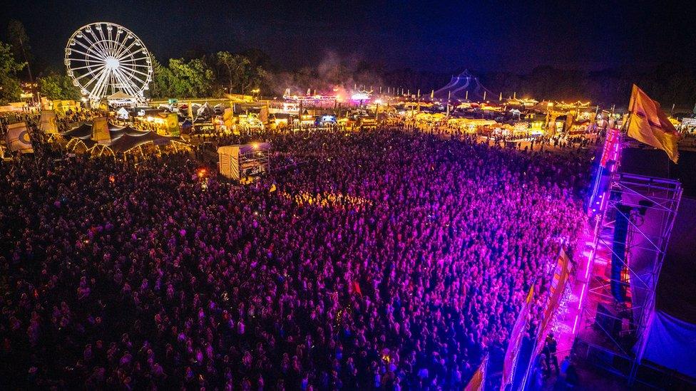 WOMAD crowd