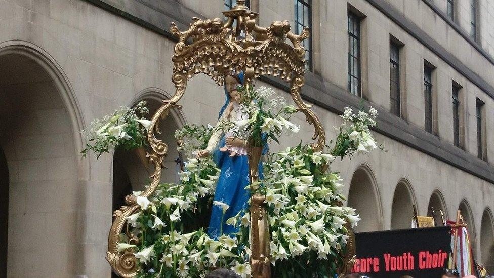 Madonna del Rosario procession