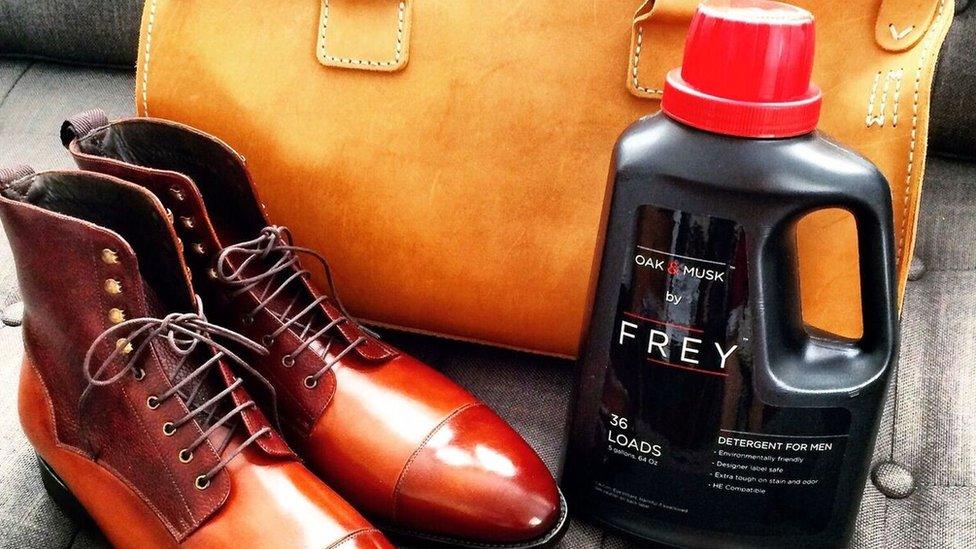 Frey detergent with shoes and bag