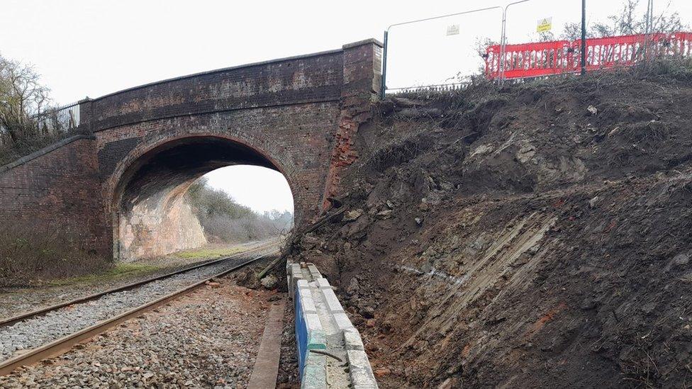 Cassington Road bridge landslip