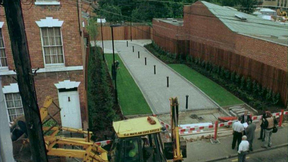 25 Cromwell Street paved over as a walkway