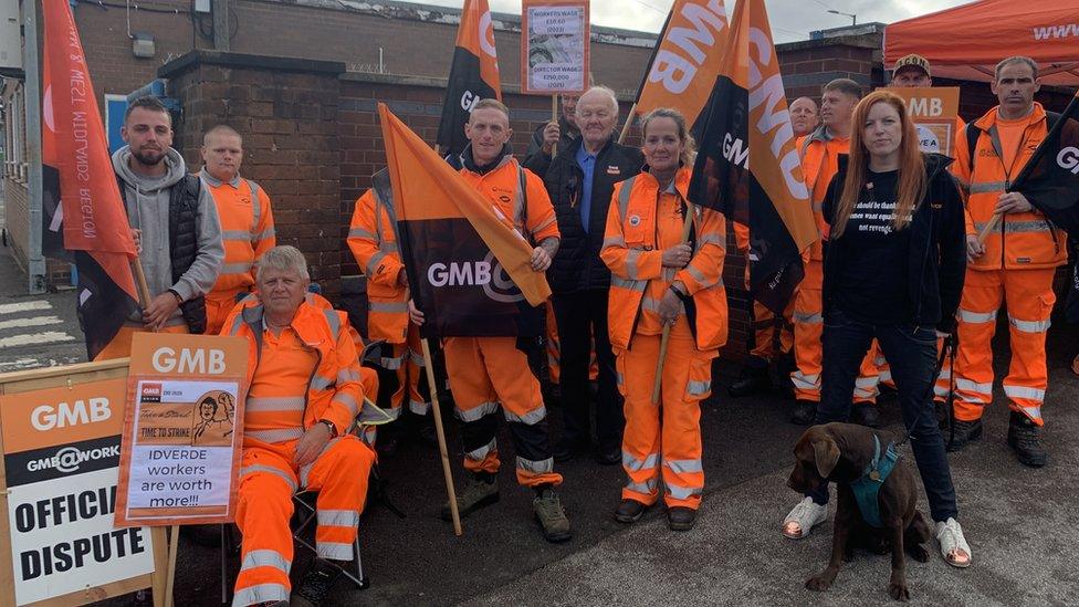 Union members on the picket line