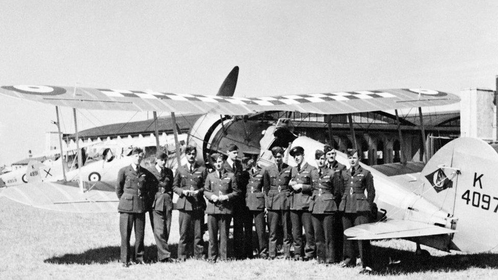 No. 19 Squadron pilots in front of one of their Gauntlets at Duxford, 1938