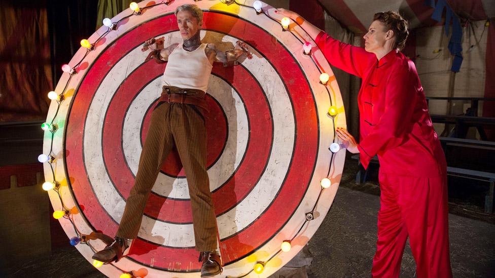 Mat Fraser and Erika Ervin in America Horror Story: Freak Show