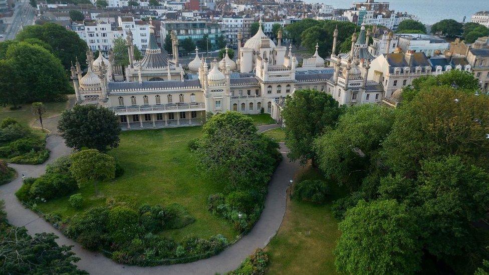 Royal Pavilion Gardens in Brighton