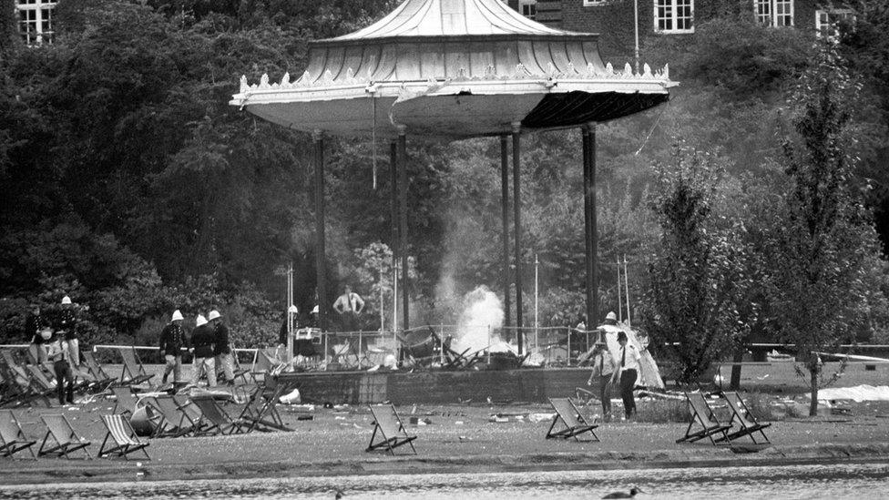 Regents Park bandstand after bomb