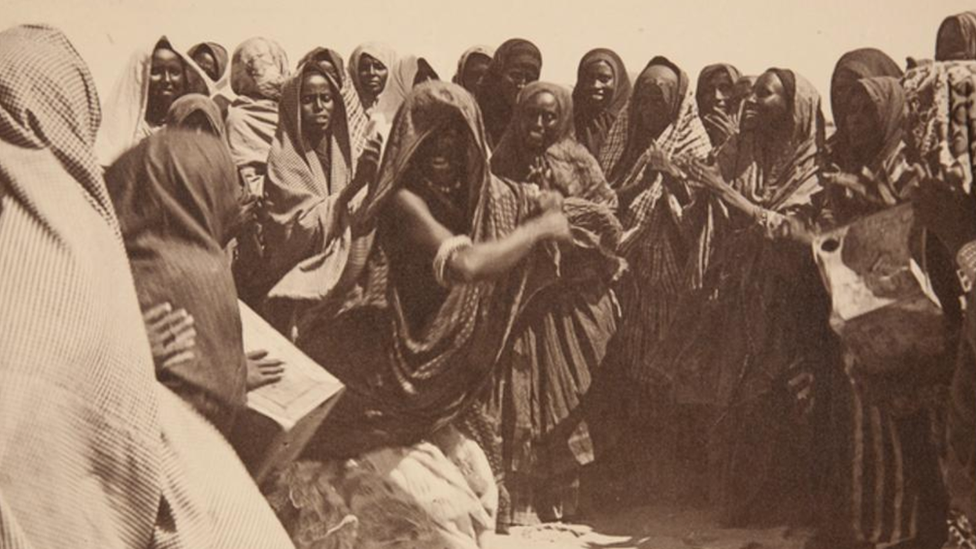 Somali Women dancing