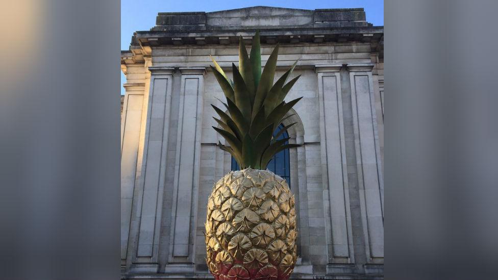 Pineapple sculpture