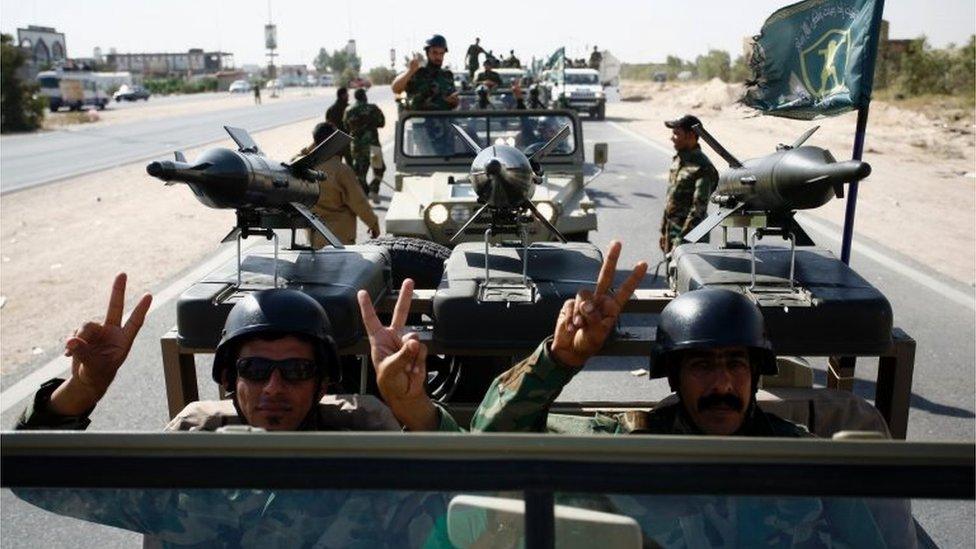 Popular Mobilisation units outside Najaf (24/09/16)