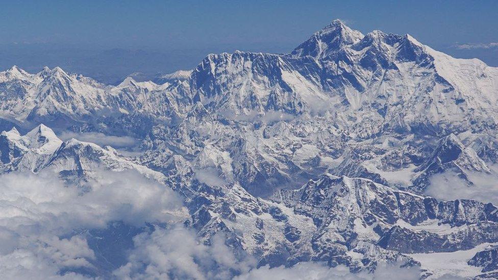 everest and the himalayas