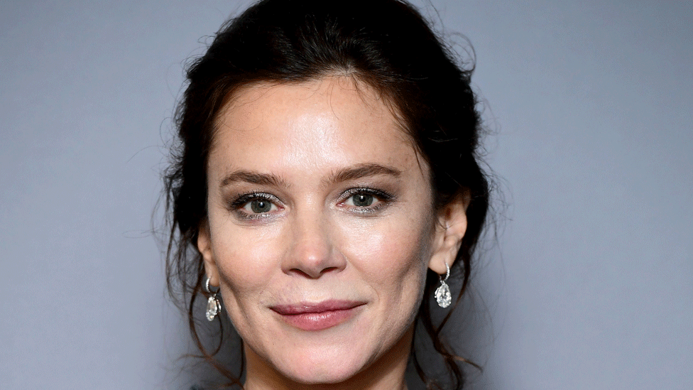 Anna Friel