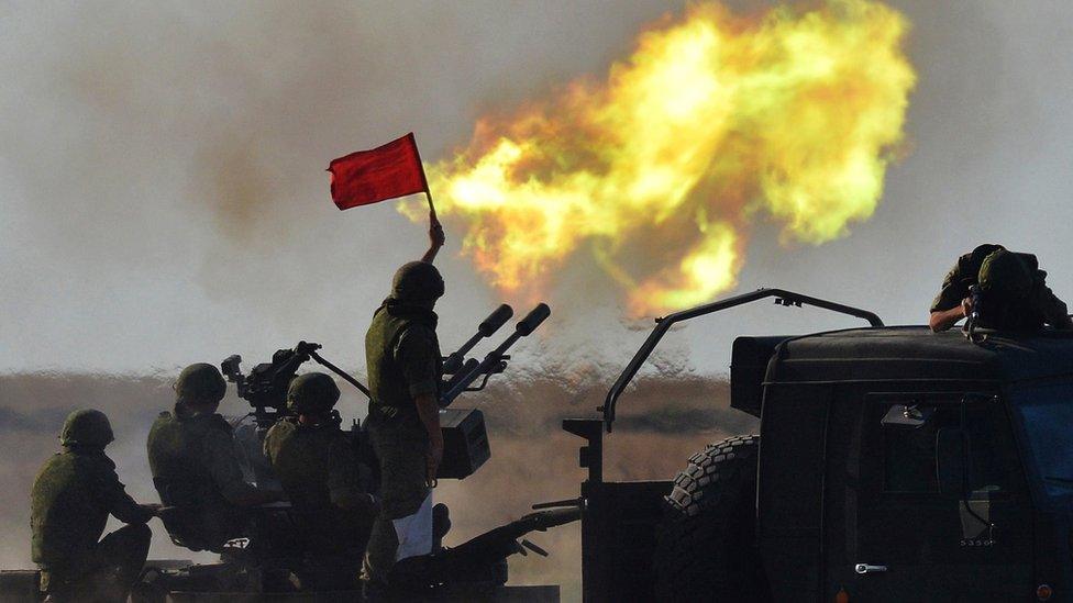 Russian artillery on exercises near Yeisk, 2015