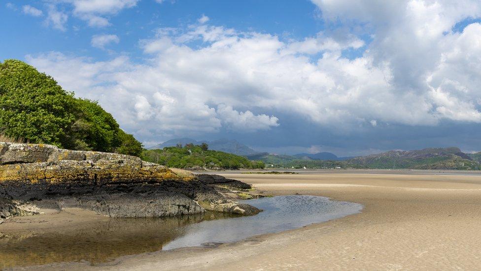 Yr aber rhwng Penrhyndeudraeth a Harlech