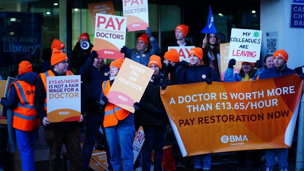 Doctors on picket line