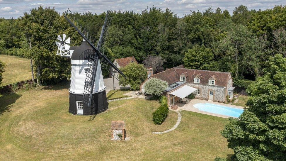 Cobstone Windmill