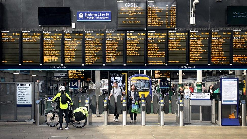 Train board at Waverley Station