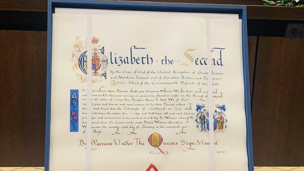 LETTERS PATENT PRESENTED IN BLUE BOX TO SOUTHEND ON SEA TO BESTOW CITY STATUS