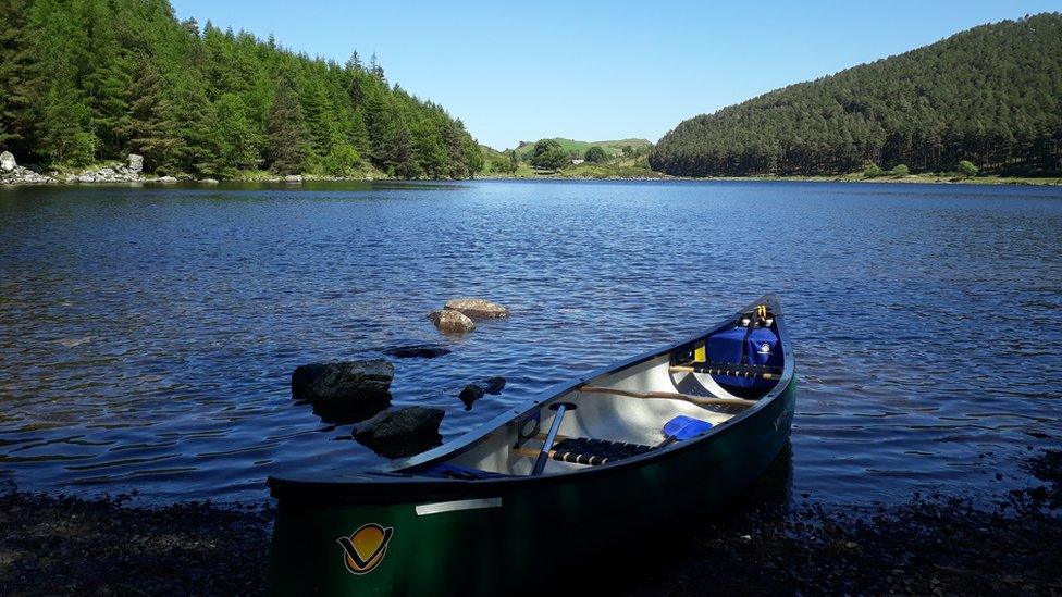 Canoeing in Llyn Geirionydd, Snowdonia