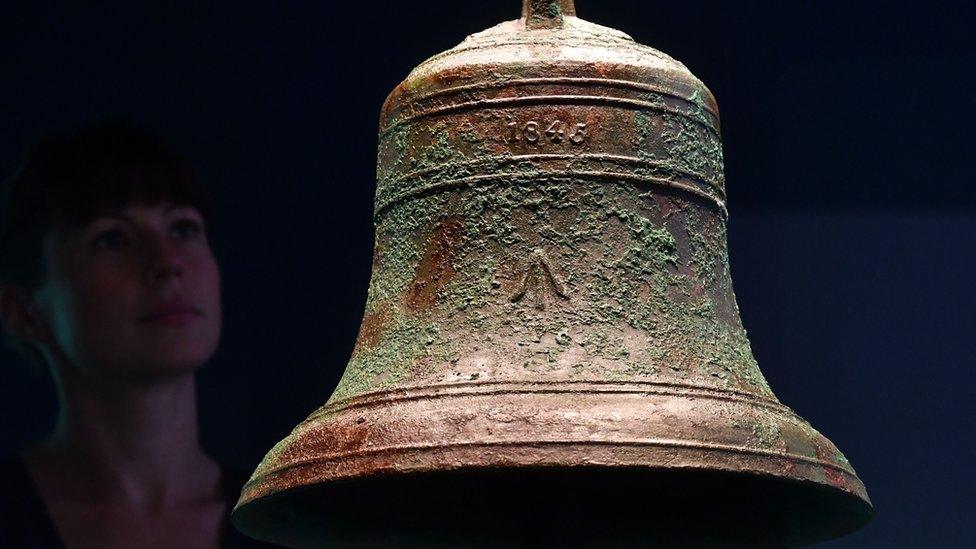 A bronze bell, the first artefact raised from the wreck of HMS Erebus in 2014, is part of an exhibition at the National Maritime Museum.