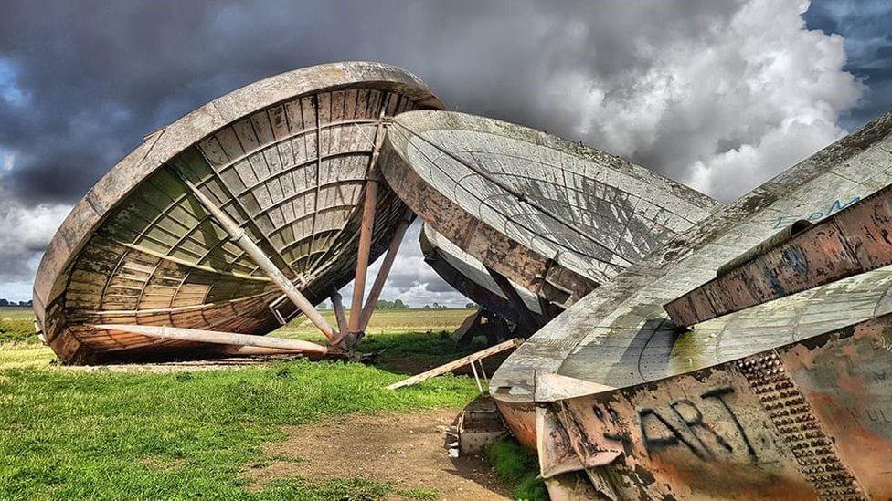 Dishes photographed in 2017