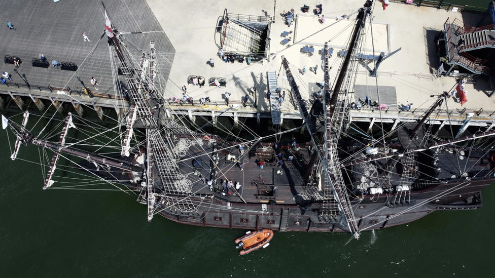 El Galeon at Southend Pier