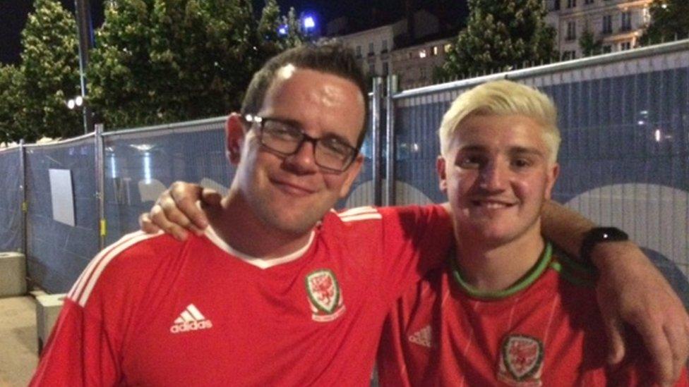 Lee Smith (l) with fellow Wales fan Mark Morgan