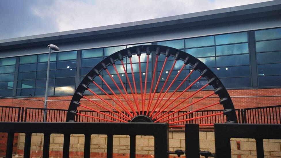 Maltby pit wheel memorial