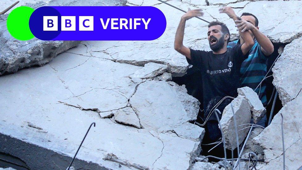 Palestinian emergency services and local citizens search for victims in buildings destroyed during Israeli air raids in the southern Gaza Strip on 19 October 2023 in Khan Yunis, Gaza