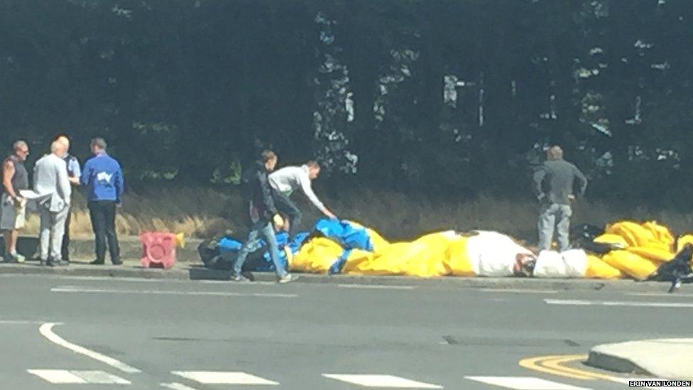 People deflate the Minion