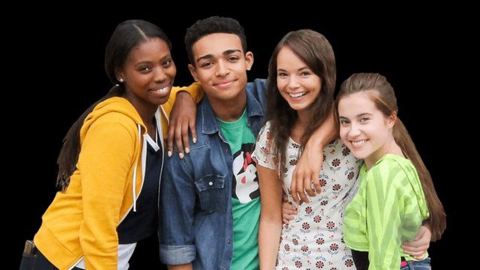 The Cast of Dixi