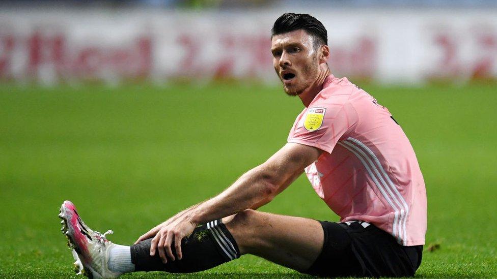 Kieffer Moore o Gaerdydd