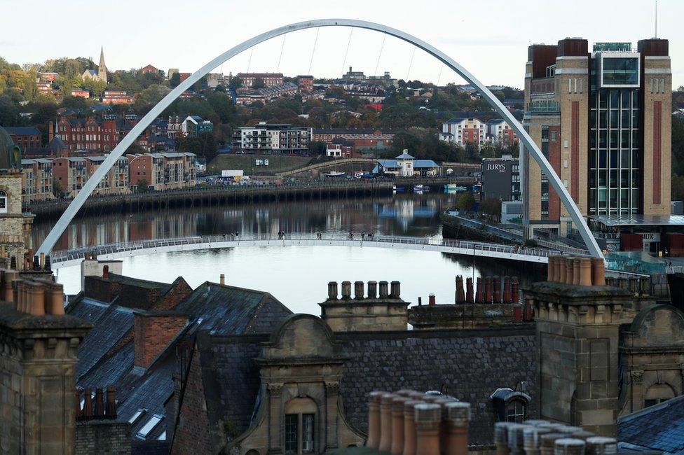 Gateshead Millennium Bridge