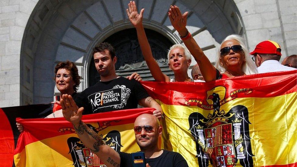 far right supporters at Franco's tomb