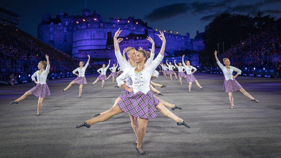 highland dancers