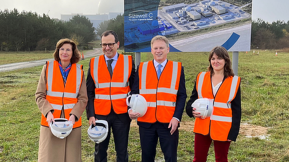 Grant Shapps with EDF Energy representatives