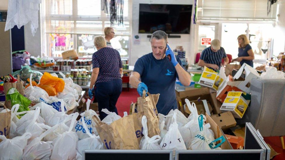 volunteers in food bank