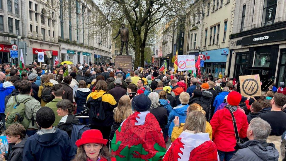 protest Caerdydd