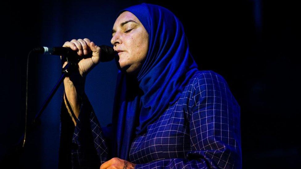 Sinéad O'Connor singing on the Isle of Man